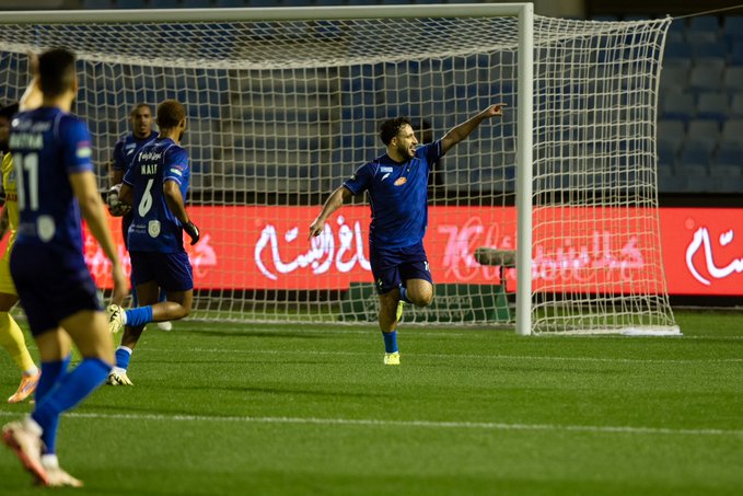  الفتح يتخطى الخليج ويقفز 3 مراكز في "دوري روشن"