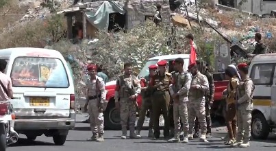 محافظ حضرموت يطلق عملية عسكرية لتسلم مواقع «الانتقالي» سلمياً