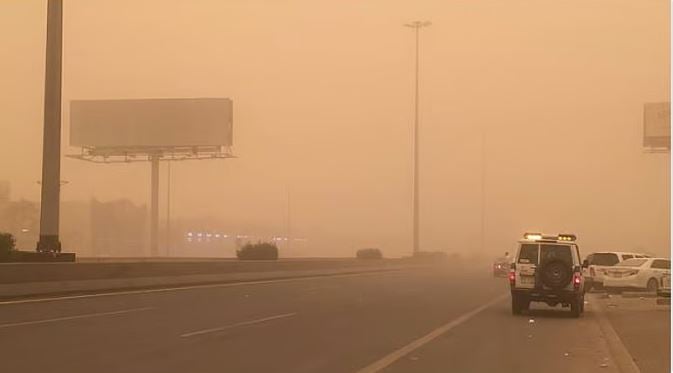 طقس المملكة الأربعاء.. سحب رعدية ممطرة ورياح نشطة وتكوّن للضباب على عدة مناطق