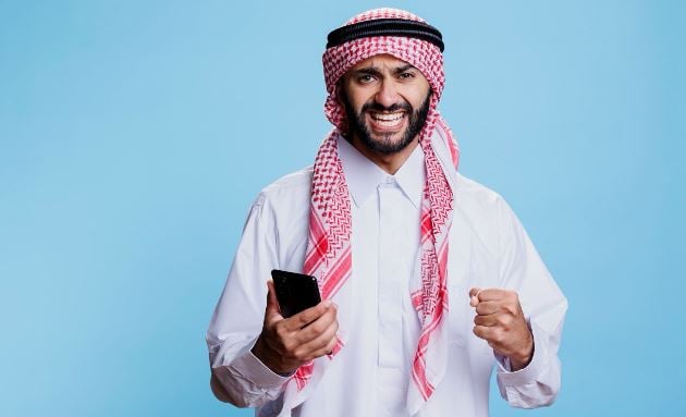 محترفو الألعاب الإلكترونية السعوديون يطورون مساراتهم المهنية من خلال البث المباشر