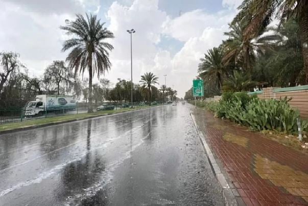 انخفاض درجات الحرارة ورياح.. حالة الطقس اليوم الأربعاء 25-7-1447 في المملكة