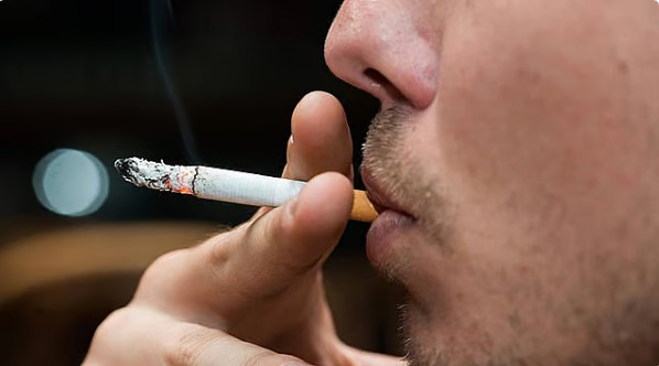الخضيري: التدخين سبب رئيس للقلق والتوتر والاكتئاب اللحظي