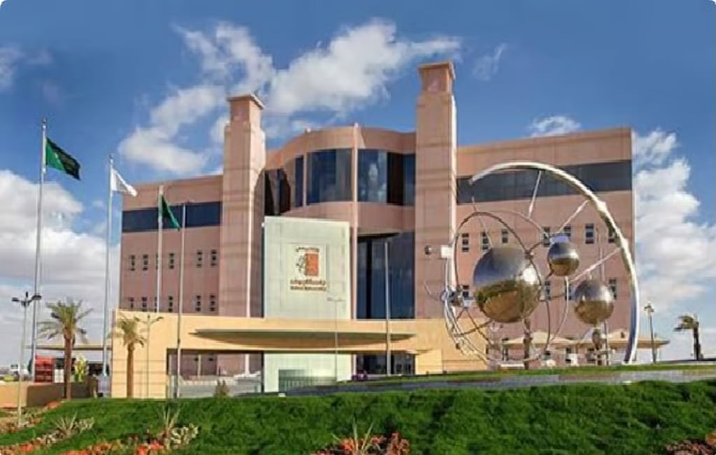 جامعة الجوف تُعلن تمديد فترة القبول في 6 برامج للدراسات العليا للفصل الثاني