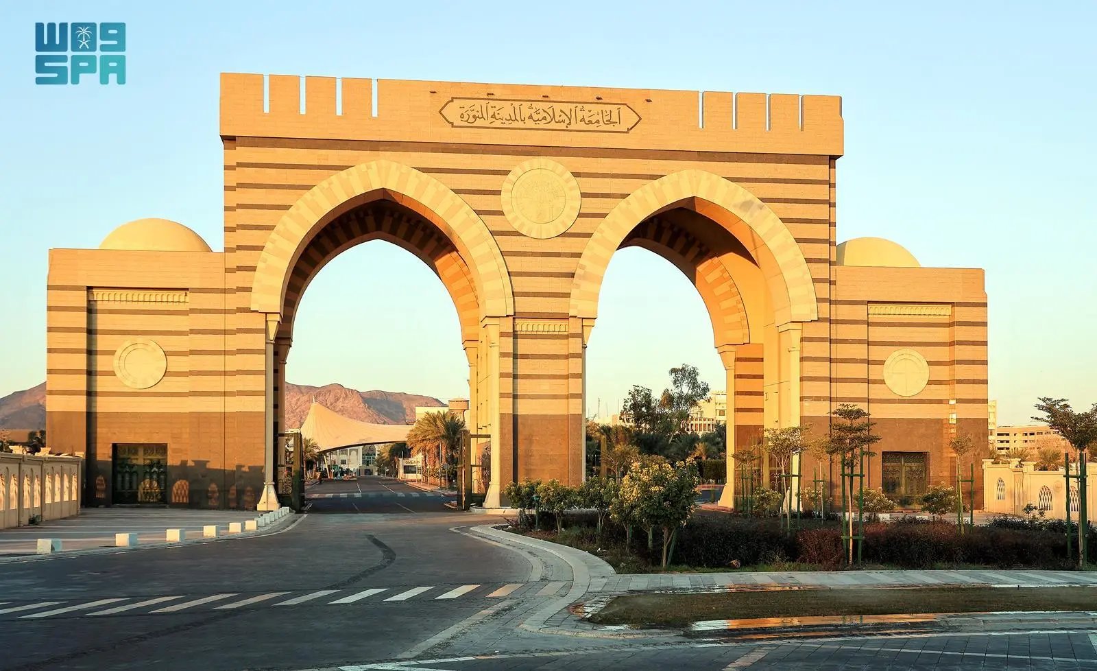 الجامعة الإسلامية تطلق نظام «تواصل التقني» لتطوير إدارة الخدمات الرقمية