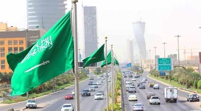 مكة تسجل 35 درجة.. حالة الطقس اليوم الأربعاء 23-8-1447 في المملكة