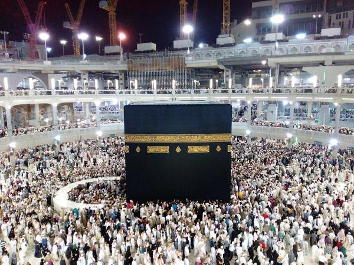 «واتساب الحرمين» يعزّز منظومة الخدمات الرقمية لقاصدي الحرمين الشريفين