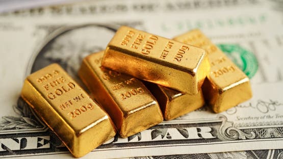 ارتفاع أسعار الذهب والفضة والبلاتين مع تراجع الدولار عالميا