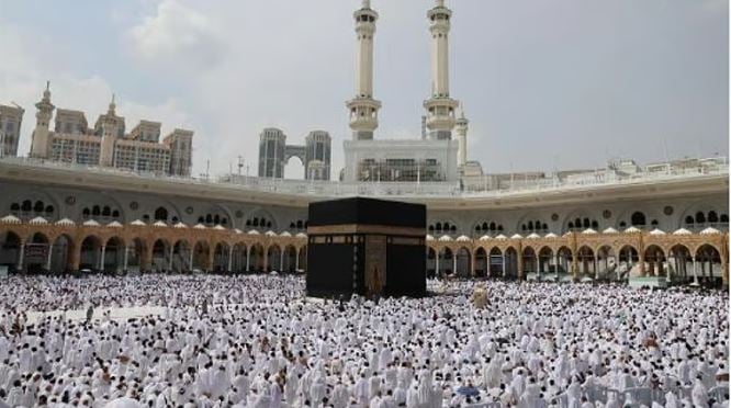 43.8 مليون قاصد للحرمين الشريفين خلال العشر الأولى من شهر رمضان