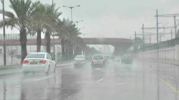 طقس الإثنين.. أمطار رعدية مصحوبة بزخات من البرد ورياح نشطة وضباب على عدة مناطق