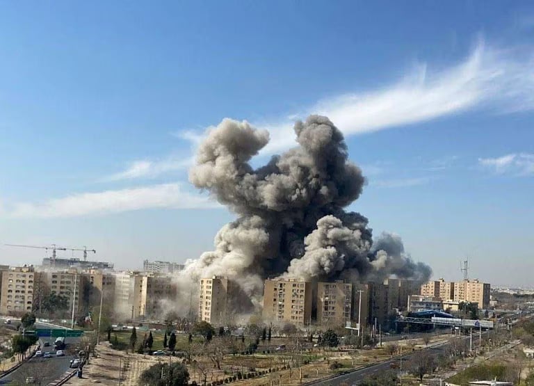 الجيش الإسرائيلي: استهدفنا مقر قيادة القوات الجوية للحرس الثوري  