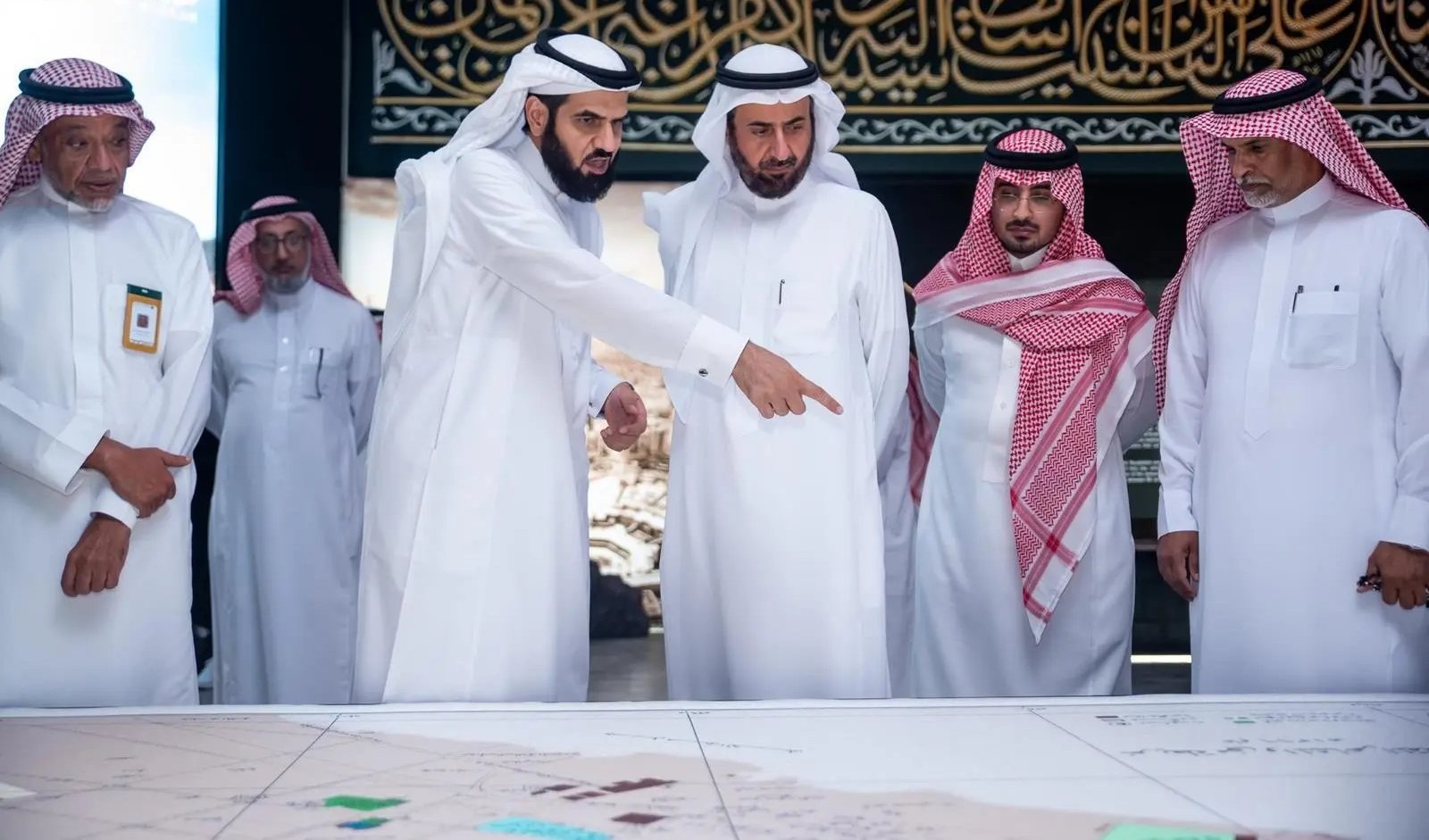 وزير الحج والعمرة يتفقد عددًا من المشاريع التطويرية في المشاعر المقدسة