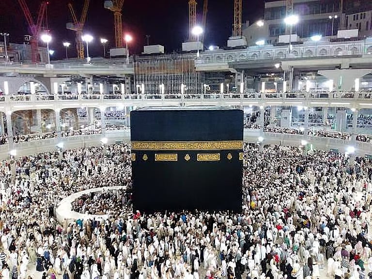 «شؤون الحرمين» تحث ضيوف الرحمن على مراعاة الخصوصية عند التصوير