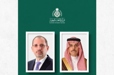 وزير الخارجية يبحث مستجدات التصعيد في المنطقة مع نظيره الأردني
