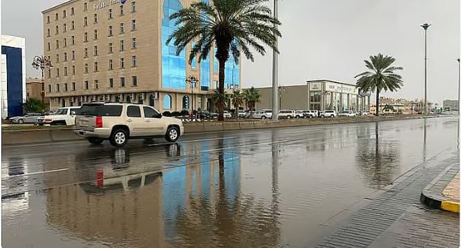 طقس المملكة الثلاثاء.. أمطار رعدية مصحوبة بزخات من البرد على عدة مناطق