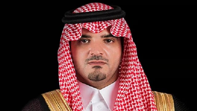 بتوجيه وزير الداخلية.. مدير الأمن العام يصدر قرارات ترقية 1069 فردًا من منسوبي الأمن العام