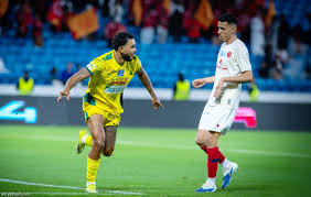 الخليج يعمق جراح ضمك في "دوري روشن"
