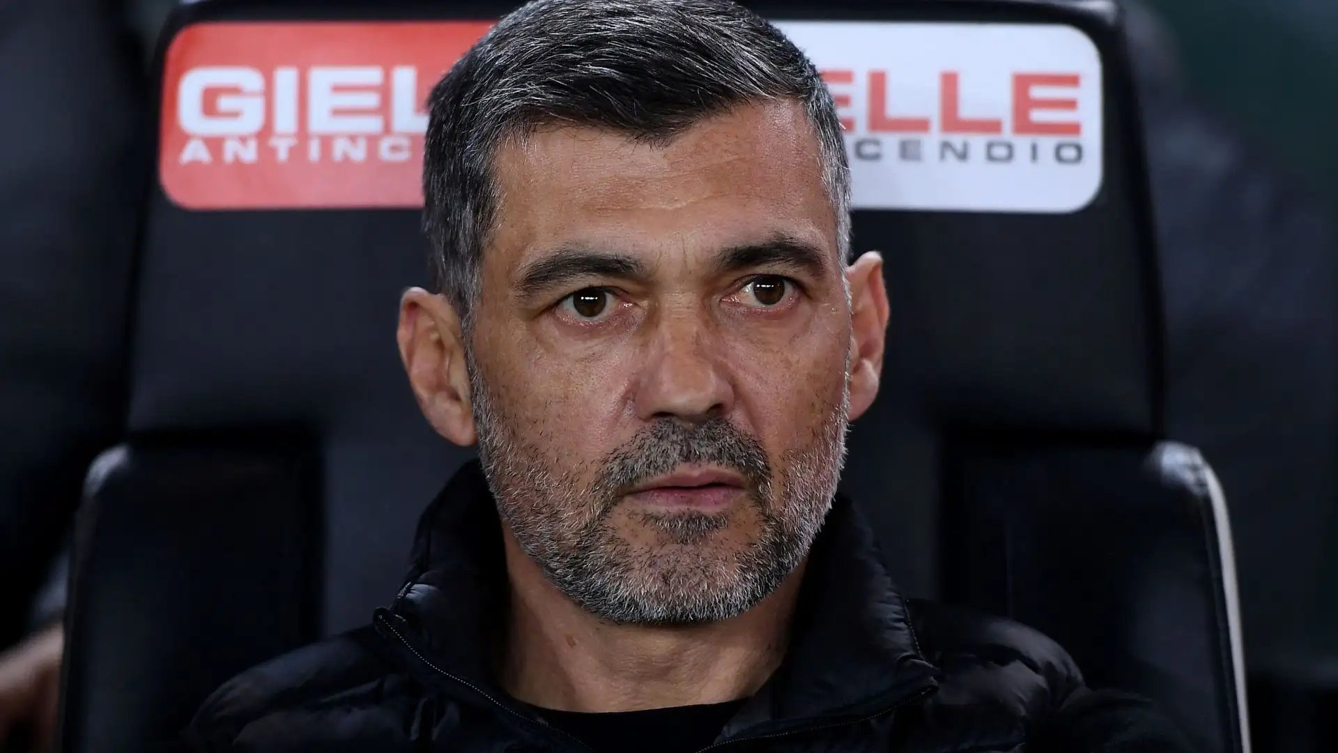 الاتحاد يعلن إقالة مدربه سيرجيو كونسيساو