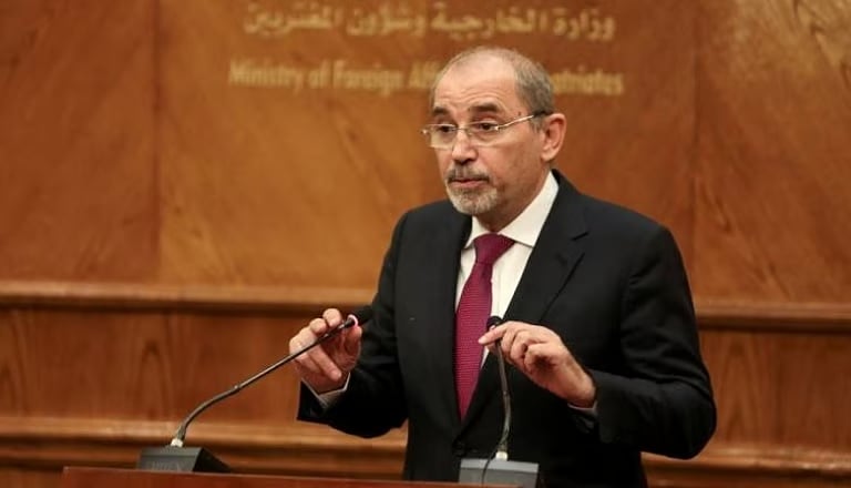 وزير الخارجية الأردني يدين العدوان الإيراني على البحرين والكويت