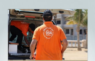 حرس الحدود بالمدينة المنورة ينقذ مواطنا من الغرق أثناء ممارسته السباحة