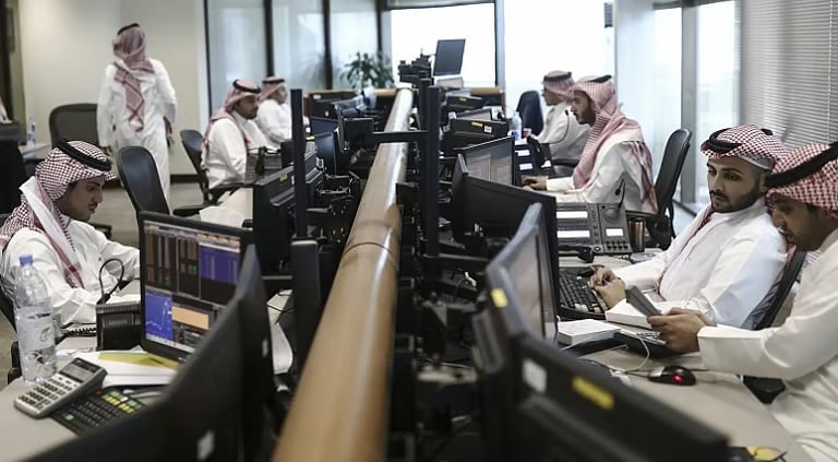 مستشارة تعليمية: الشهادات الجامعية لم تعد وحدها كافية لسوق العمل