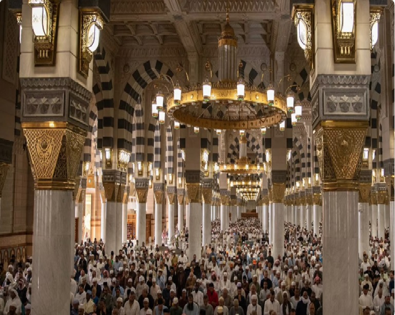 1038 جولة ميدانية تعزّز جودة الخدمات المقدمة للمصلين بالمسجد النبوي