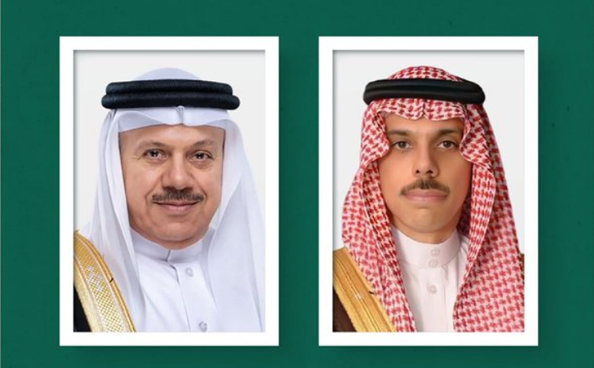 وزير الخارجية يبحث مع نظيره البحريني آخر مستجدات الأوضاع في المنطقة