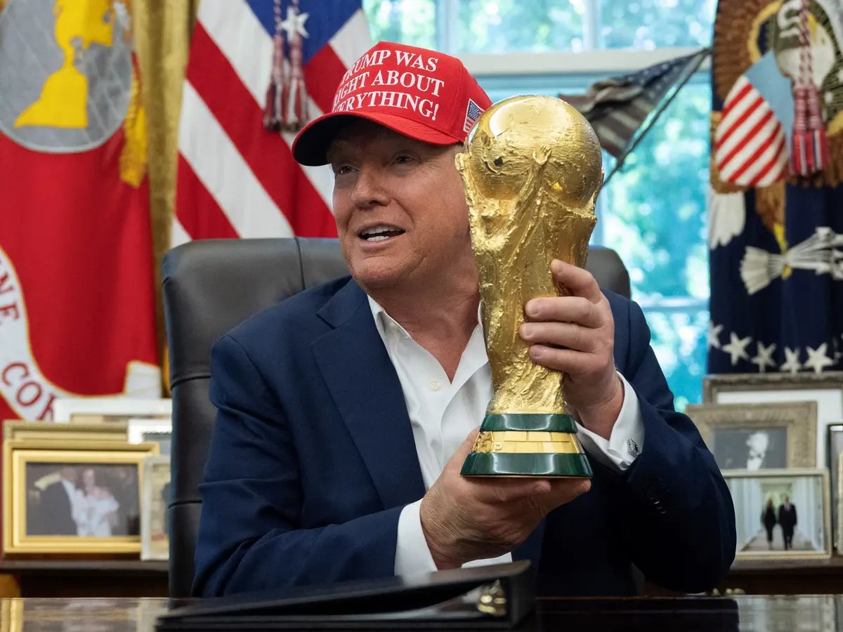 رئيس فيفا: ترامب سيسلم كأس العالم للمنتخب الفائز