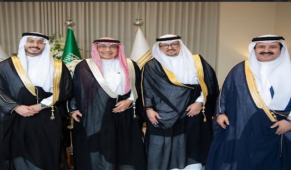 د. وليد الغامدي يحتفل بعقد قران كريمته في الرياض