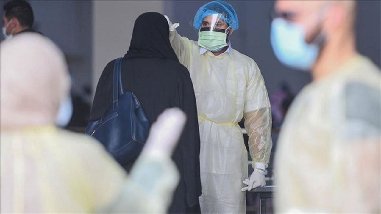 مصر تسجل 378 إصابة جديدة بكورونا و10 حالات وفاة