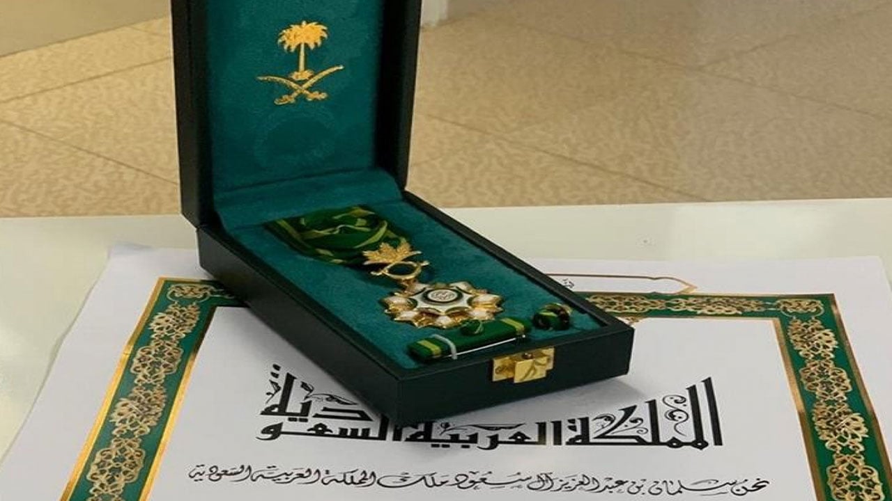 تبرعوا بالدم 50 مرة.. منح ميدالية الاستحقاق من الدرجة الثانية لـ13 مواطناً و 3 مقيمين