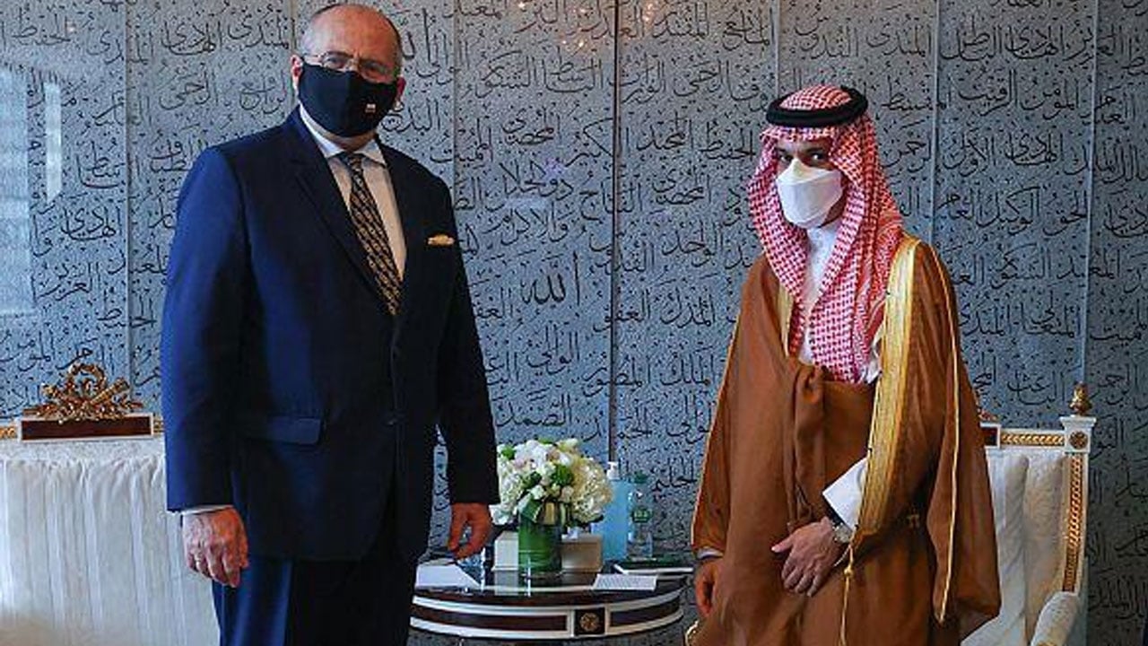 بالأمم المتحدة.. وزير الخارجية ونظيره البولندي يبحثان سُبل دعم العلاقات الثنائية