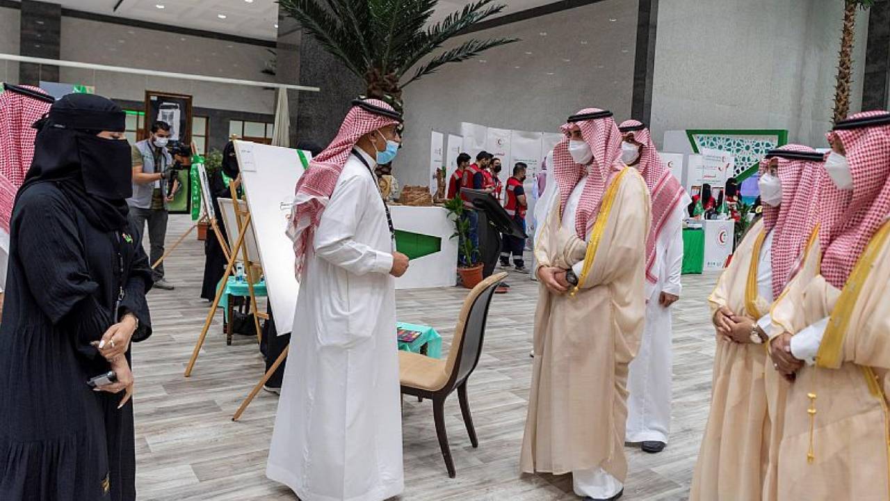 أمير الجوف يُدشن 3 مشروعات بلدية في سكاكا بقيمة 60 مليون ريال