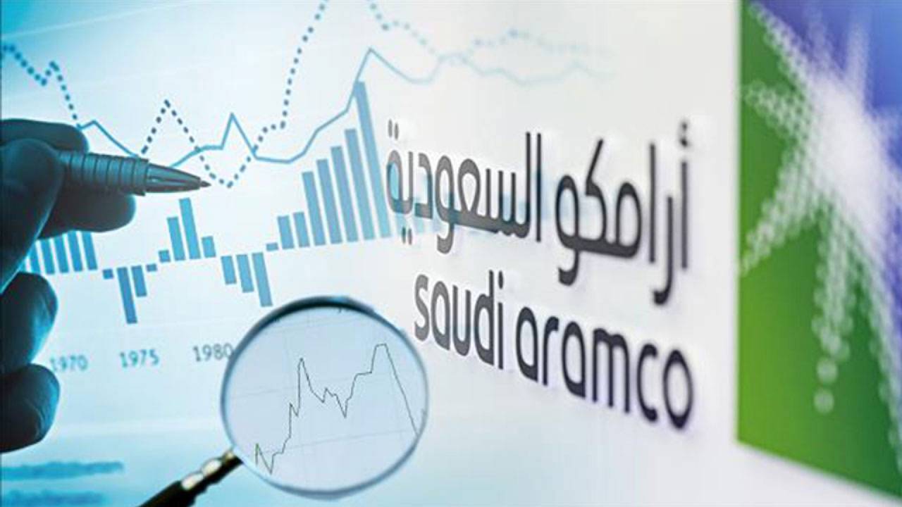 سهم أرامكو يسجل أعلى مستوياته في 12 شهرا