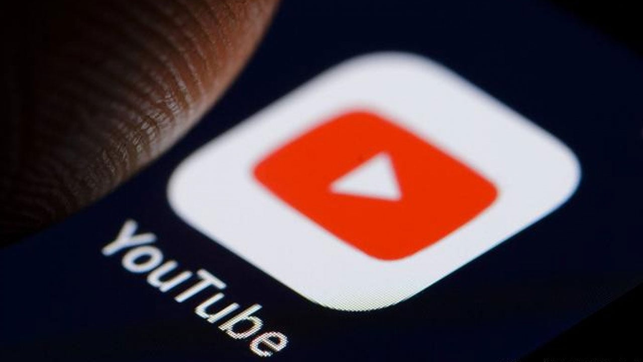 «يوتيوب» تحظر الحسابات المشككة بلقاحات كورونا