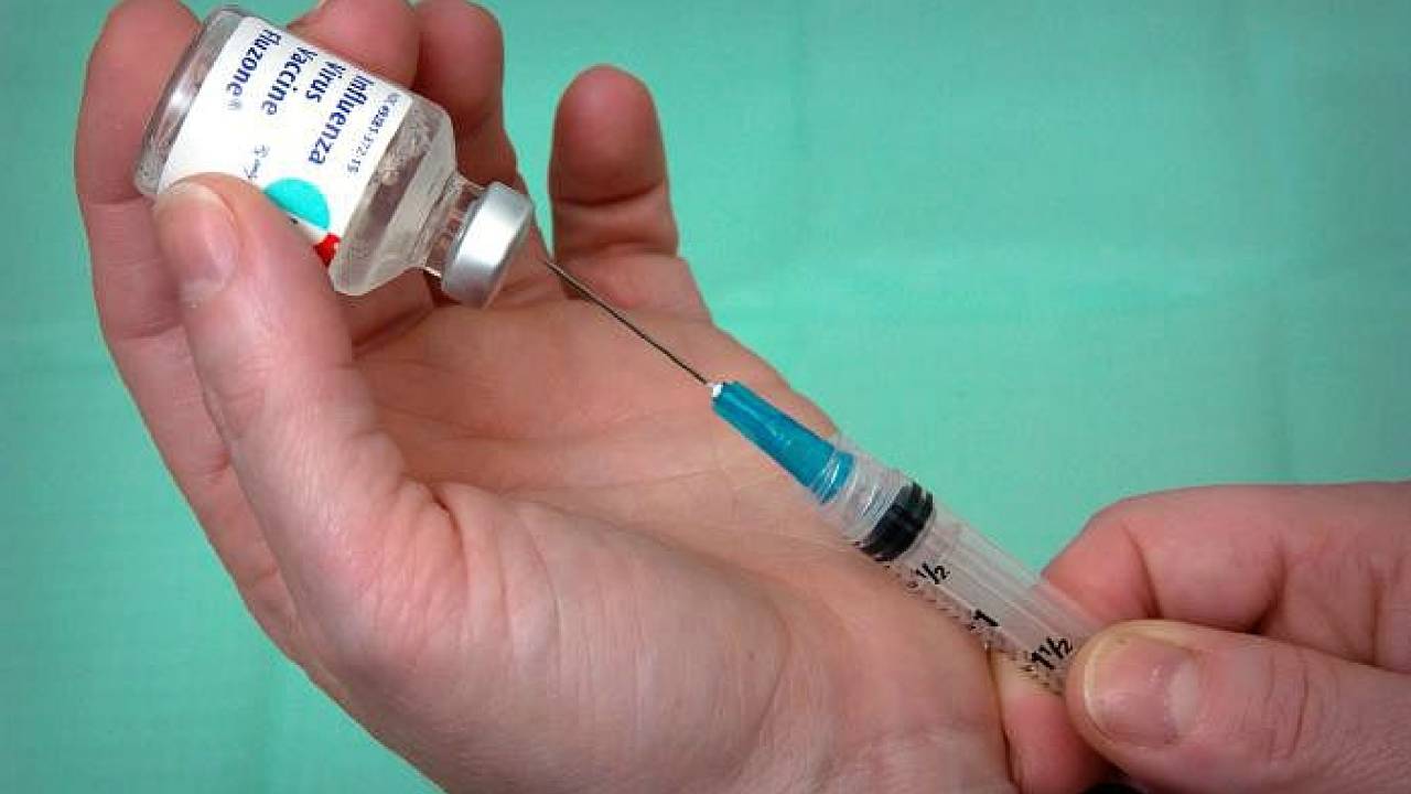المغرب يعلن بدء حملة تطعيم الجرعة الثالثة من لقاح كورونا