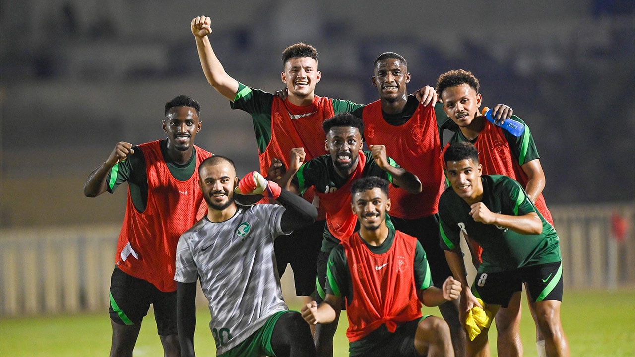 الأخضر الأولمبي يبدأ تدريباته استعدادًا لبطولة غرب آسيا