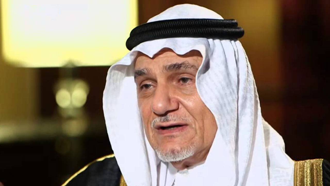 «تركي الفيصل» يدشن الطبعة العربية من «الملف الأفغاني» بمعرض الرياض للكتاب