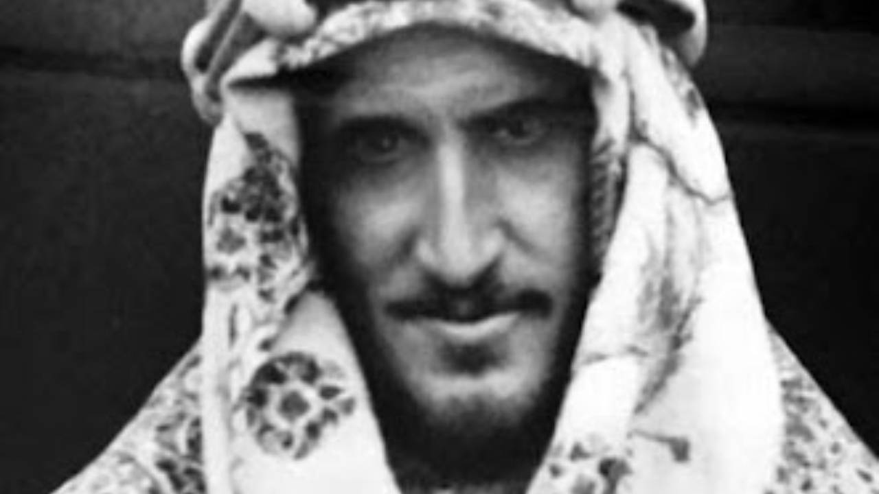 من تاجر سلاح إلى أحد أبرز رجال الملك عبدالعزيز.. هذه قصة رشيد بن ليلى