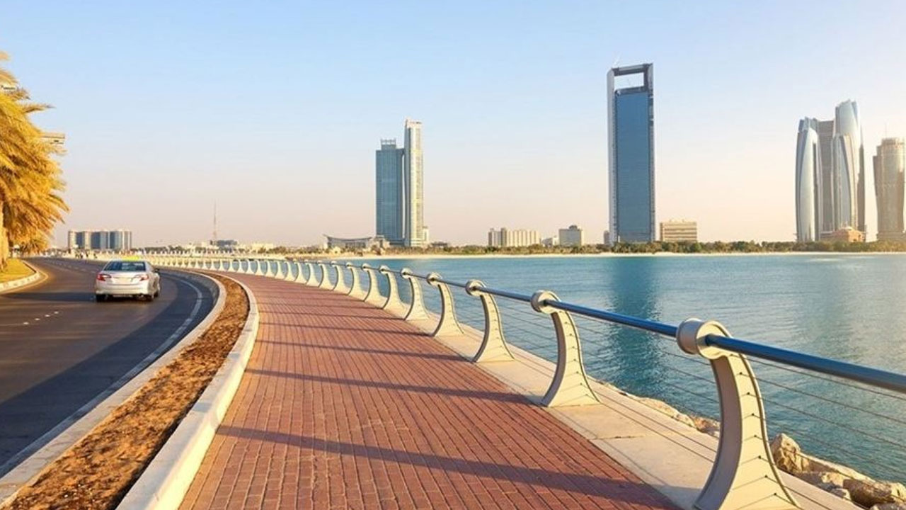 طقس الخليج اليوم.. معتدل بالإمارات والبحرين وصحو بالكويت وعمان