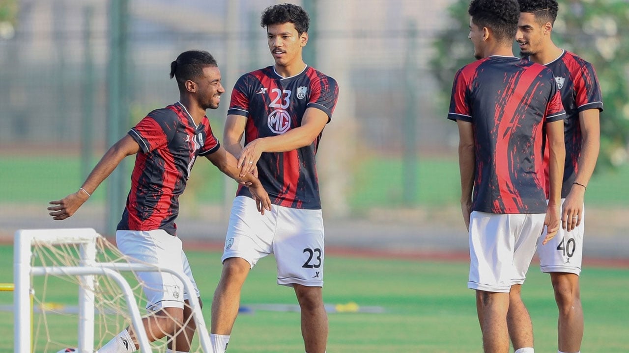 «الشرفيون» يدعمون الأهلي لتجاوز الكبوة على حساب الاتفاق
