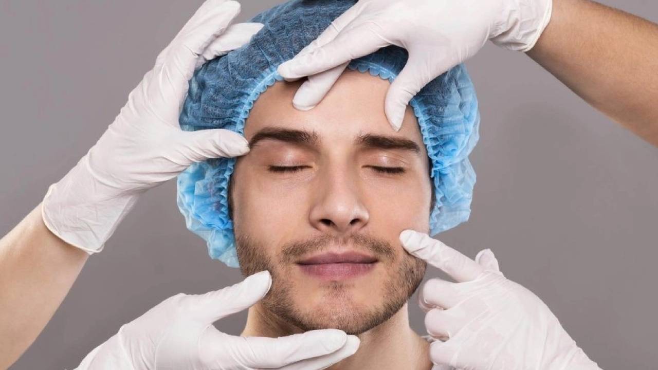 بالفيديو.. مختصة تكشف عمليات التجميل الأكثر طلبًا من الرجال بالمملكة