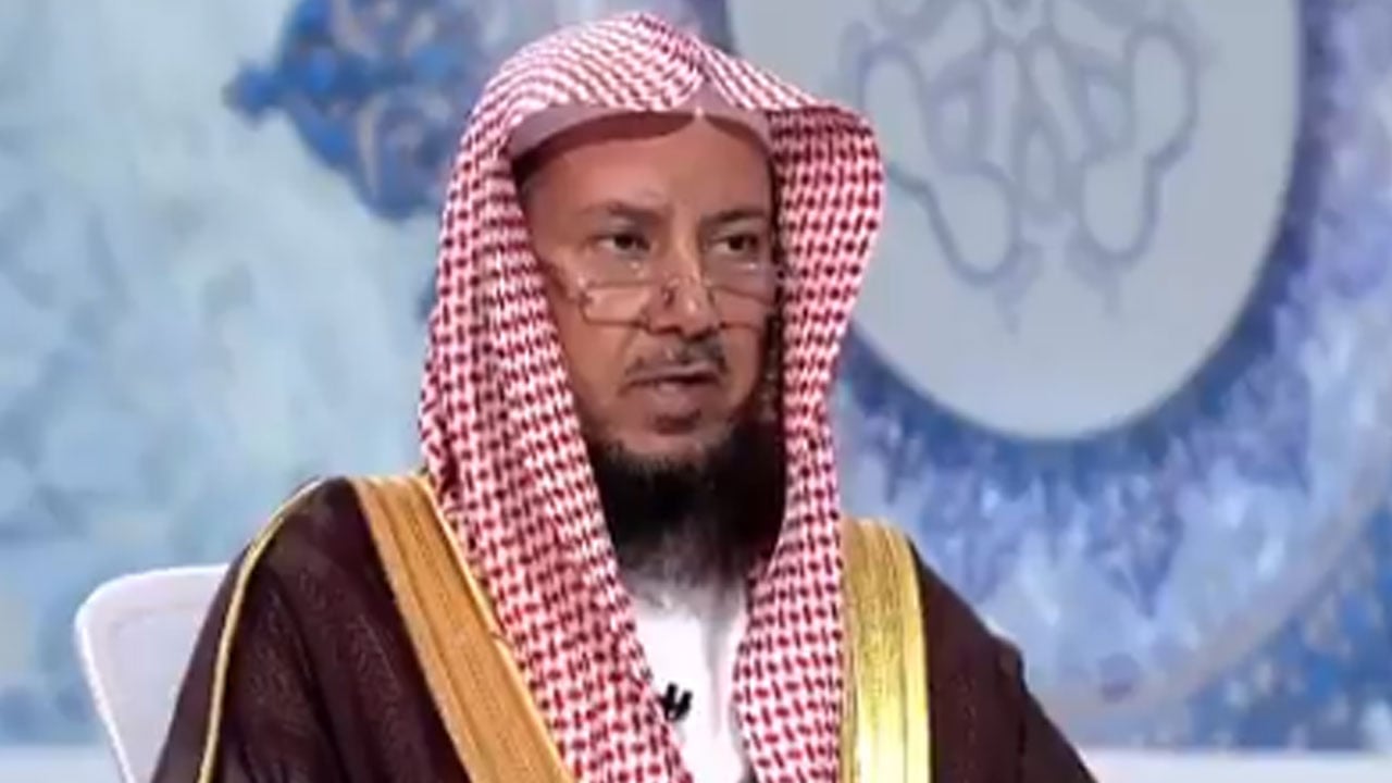 هل يمكن إكمال الصلاة حال الإصابة بالرعاف؟.. عضو «كبار العلماء» يجب