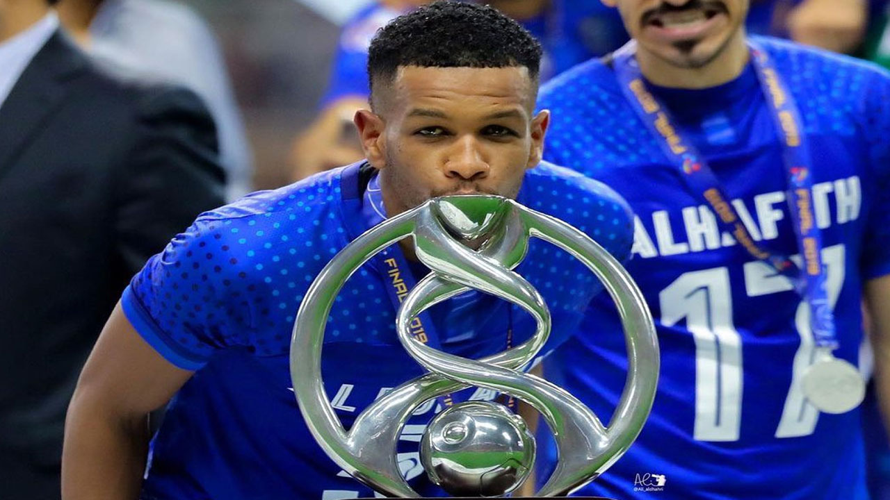 لاعب «الهلال» آل بليهي يعلق على غيابه عن نهائي آسيا