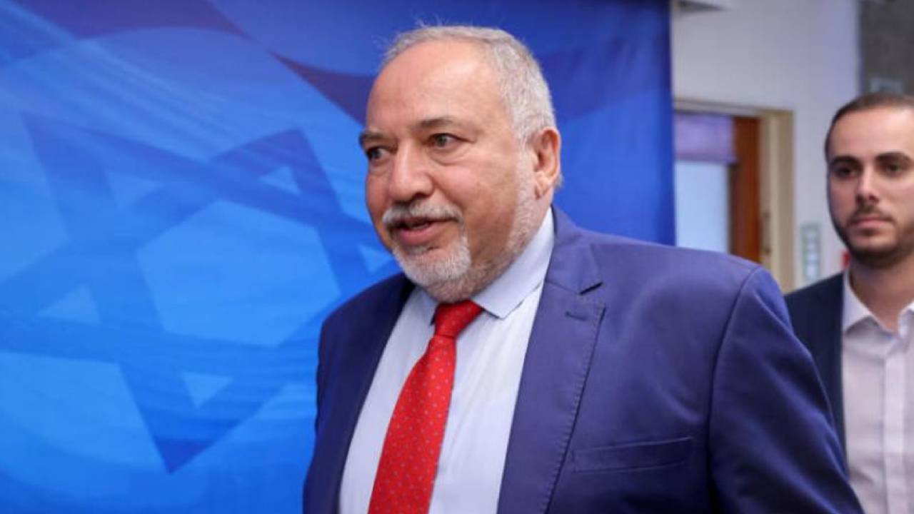 وزير إسرائيلي: المواجهة مع إيران وشيكة ومسألة وقت فقط