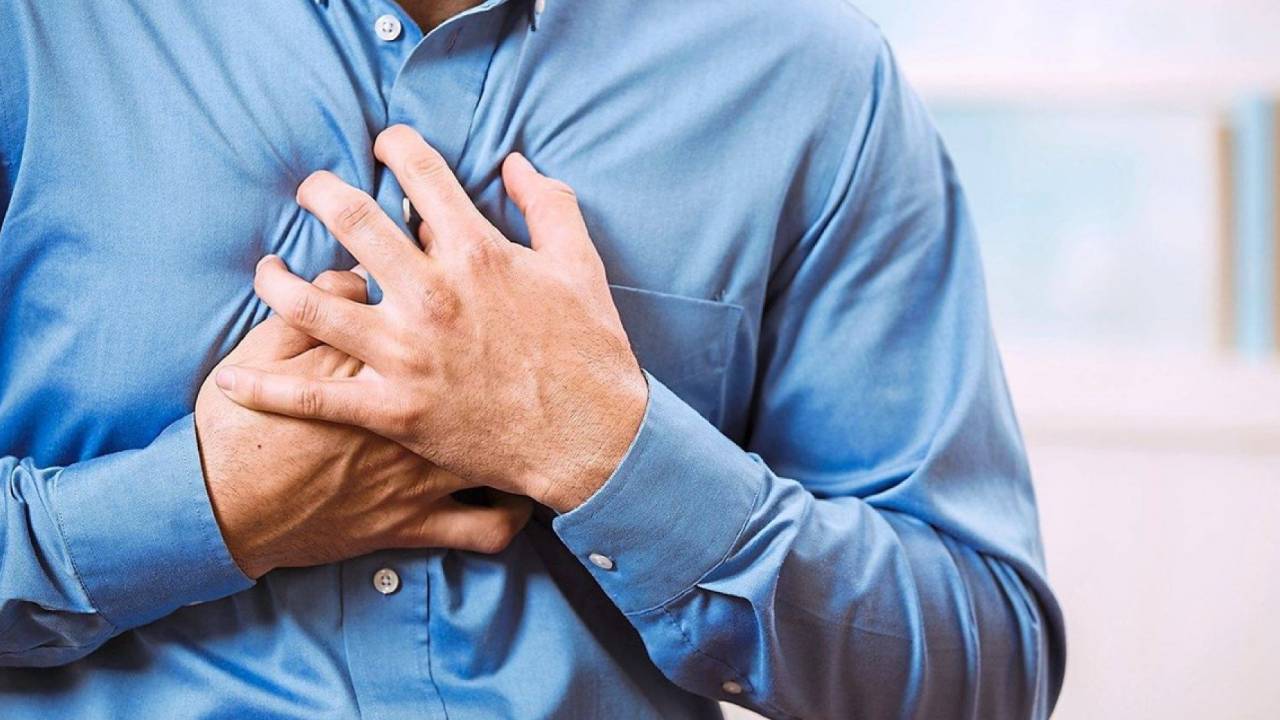 استشاري: الرجال يصابون بأمراض القلب أكثر من النساء