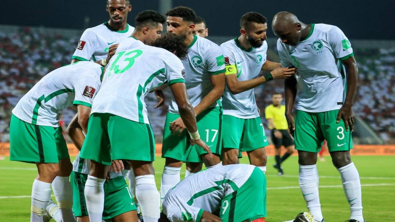 تعرف على ملعب وموعد قمة «تأكيد الصدارة» بين الأخضر وأستراليا