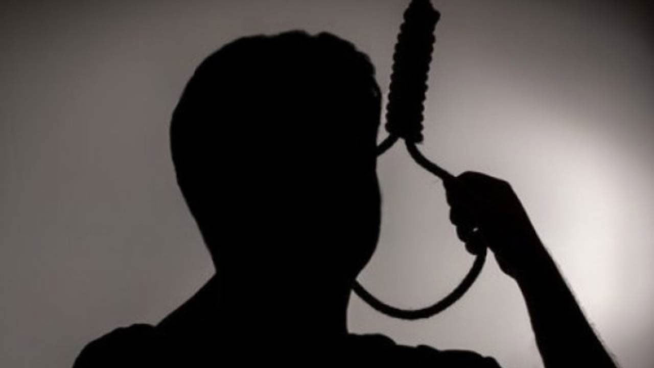 استشاري نفسي يحذر من «شهرة» تقود إلى الانتحار