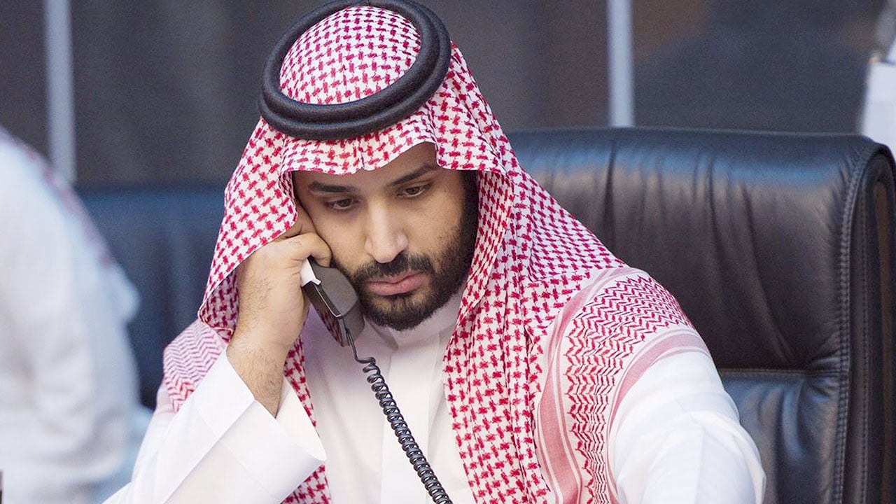 جونسون يرحب بالتزام المملكة بخفض الانبعاثات في اتصال هاتفي مع ولي العهد