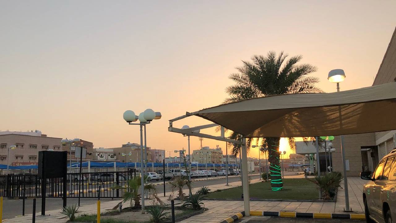 فريق طبي بمستشفى صبيا ينجح في إجراء أول عملية استئصال البروستات بالمنظار لـ«ثمانيني»