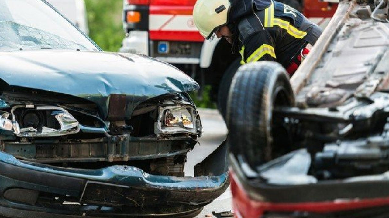 بالفيديو.. الطريقة الصحيحة لإسعاف مصابي الحوادث المرورية